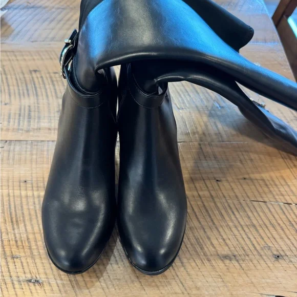 NEW Anne Klein Classic Black Knee-High Block Heel Boot - Women Sz 9 - Picture 5 of 7